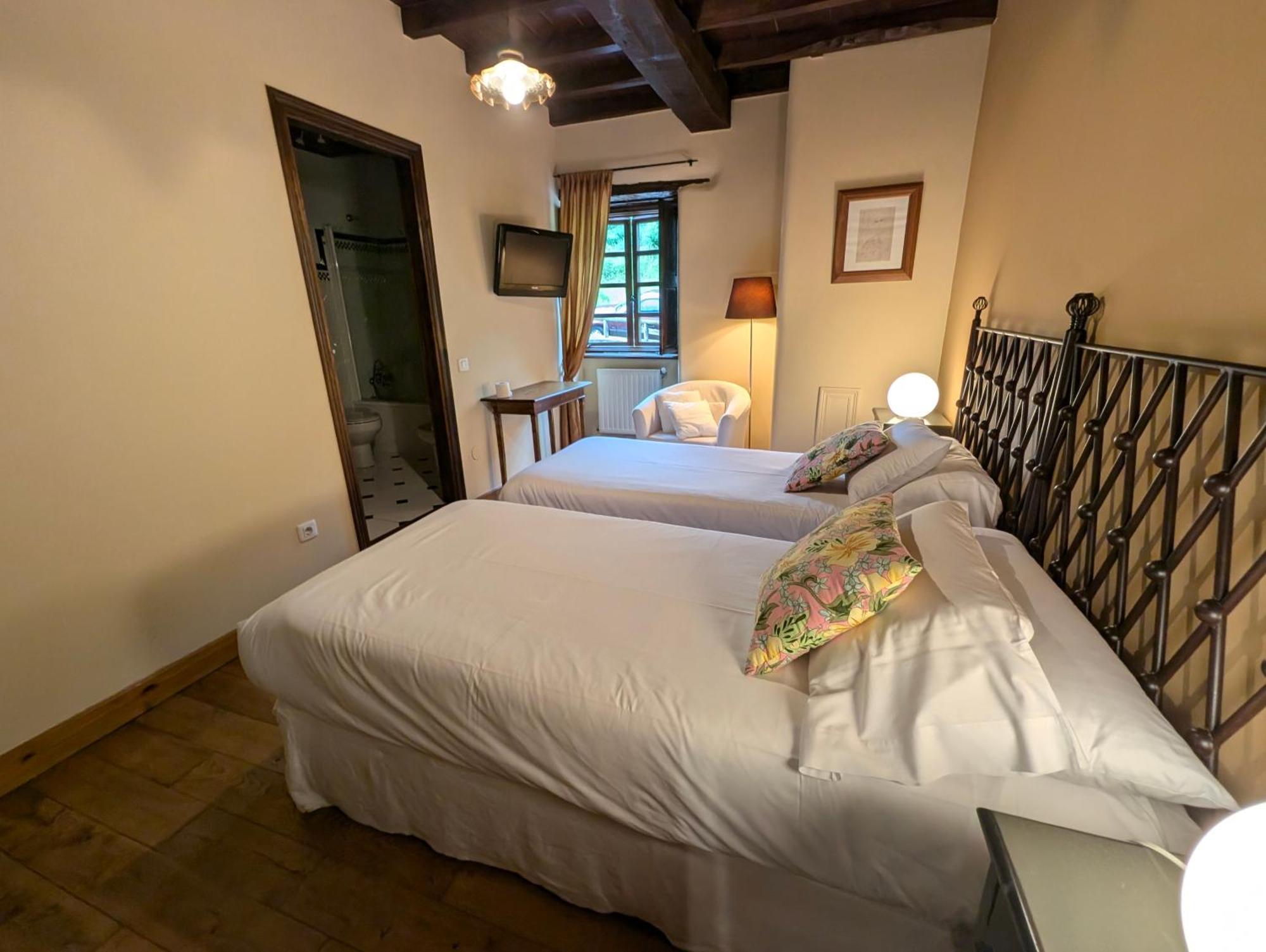 Casa Donano Hotel Ribadeo Room photo